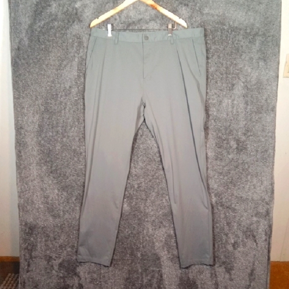 RHONE Commuter Mens Pants Smoked Pearl Color Travel Office Casual Size 40